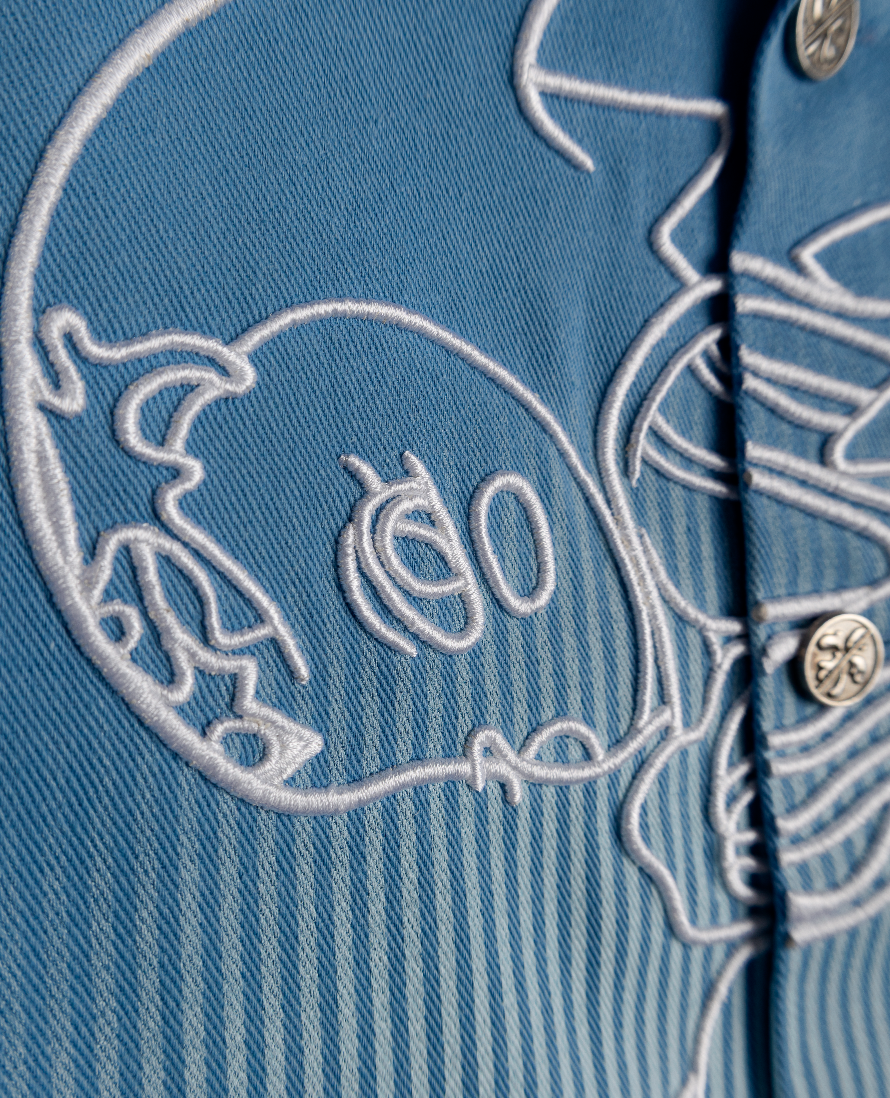 OCEAN GLYVEES’ SHIRTS