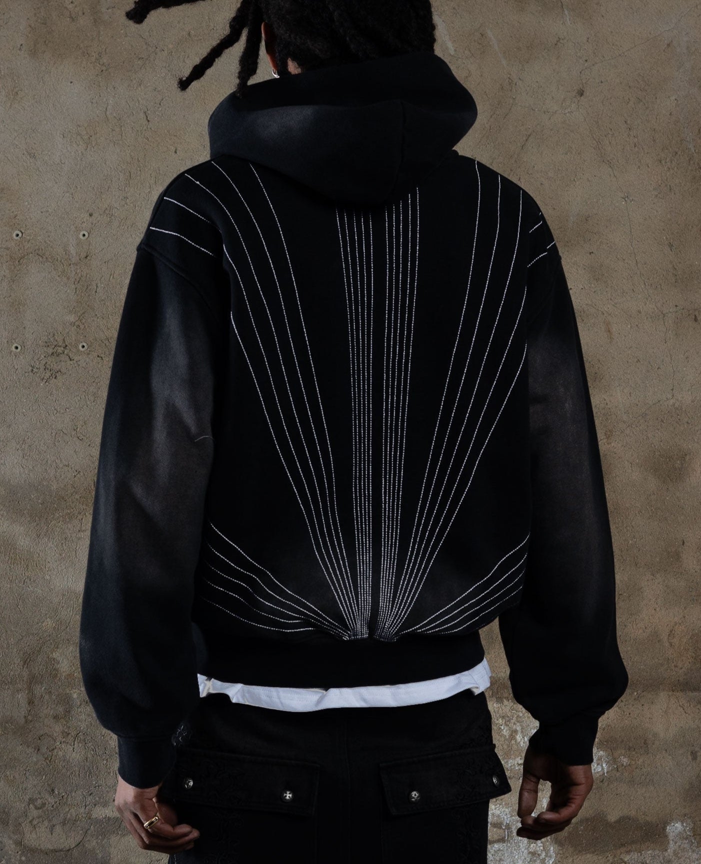 BLACK RAYS ZIP