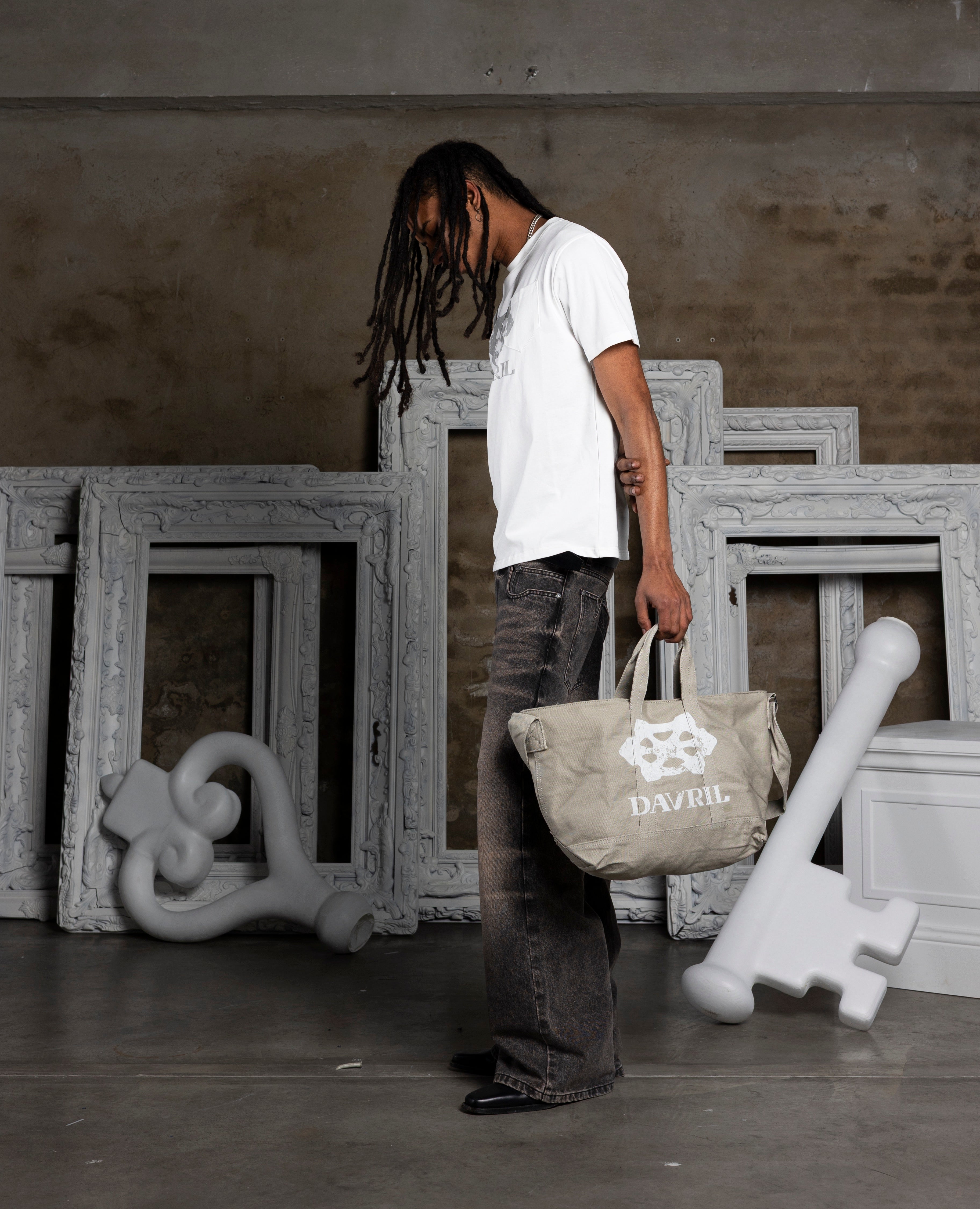 CANVAS SHOULDER BAG