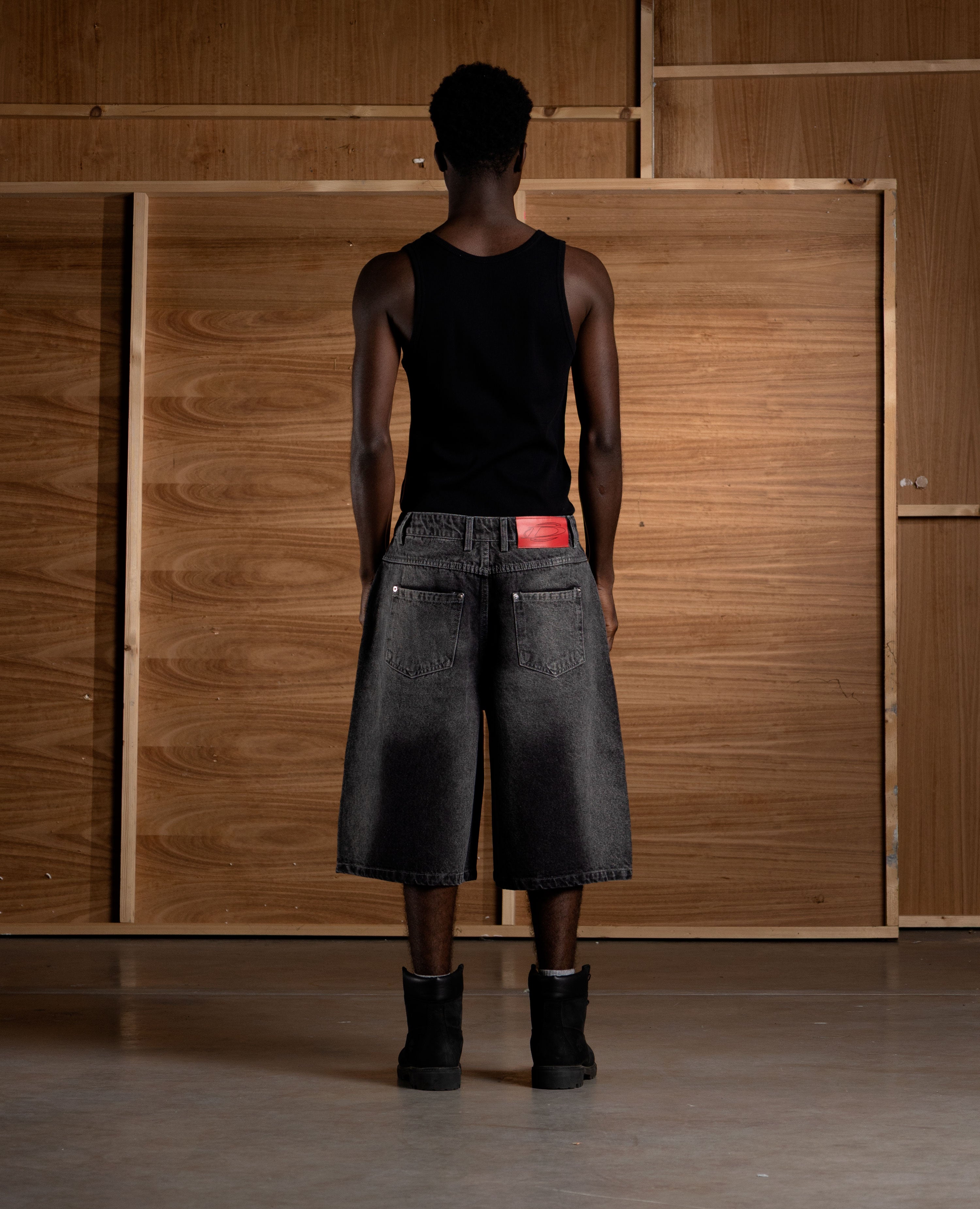 V-FLIGHT WASHED JORT