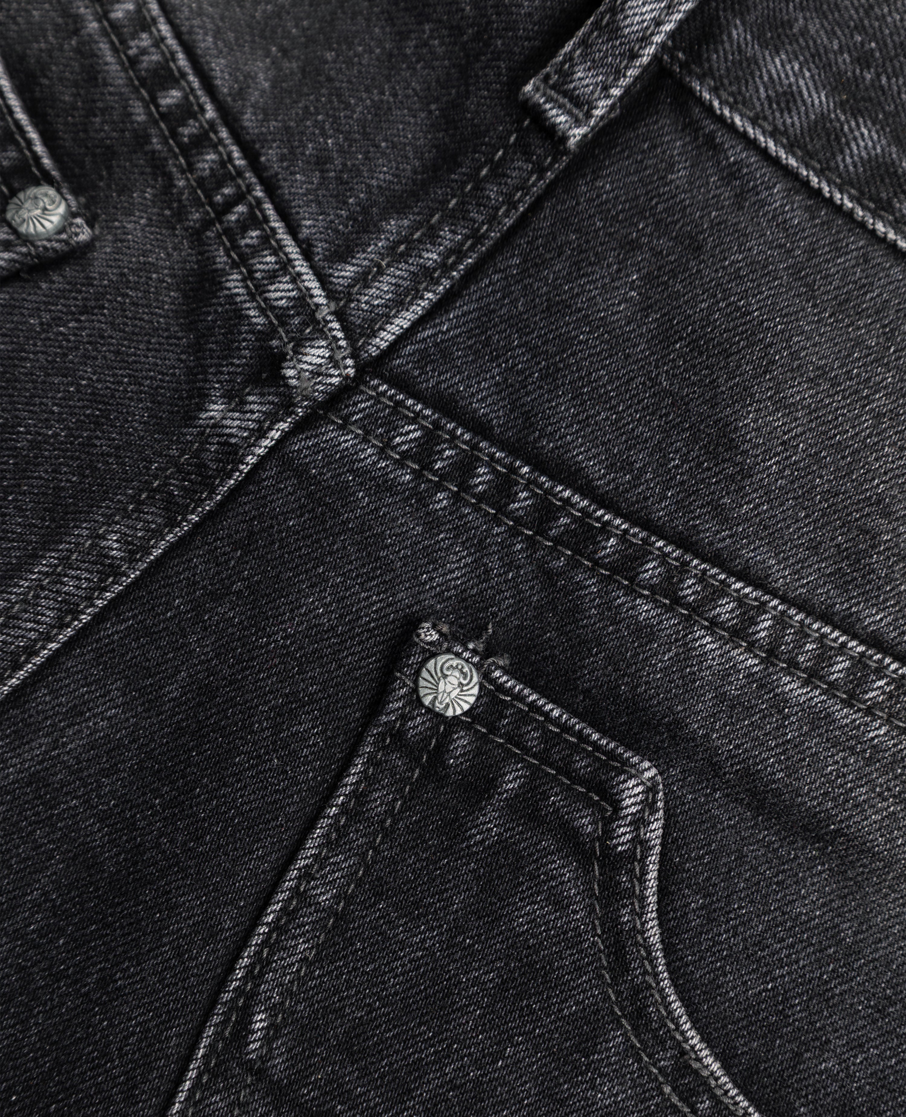 ULTRA-LOOSE FIT EVERYDAY DENIM