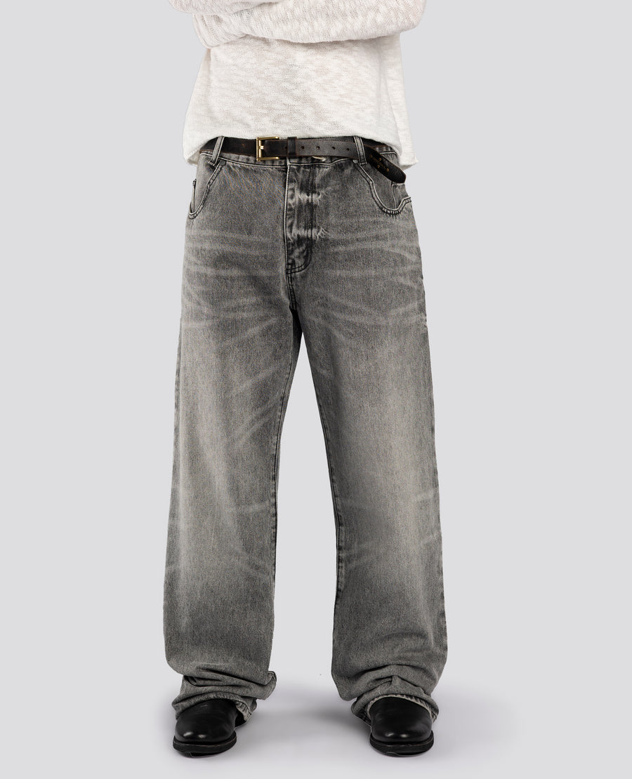 STRAIGHT EVERYDAY DENIM